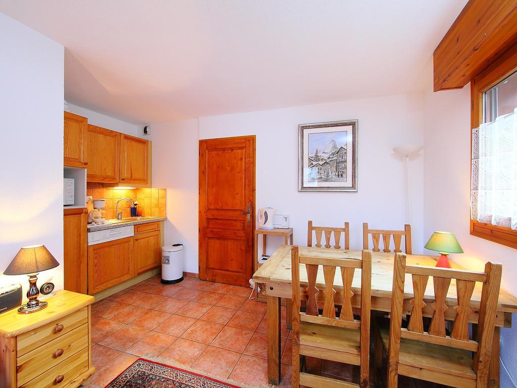 Apartment L'Espace Montagne-11 By Interhome Chamonix Rum bild